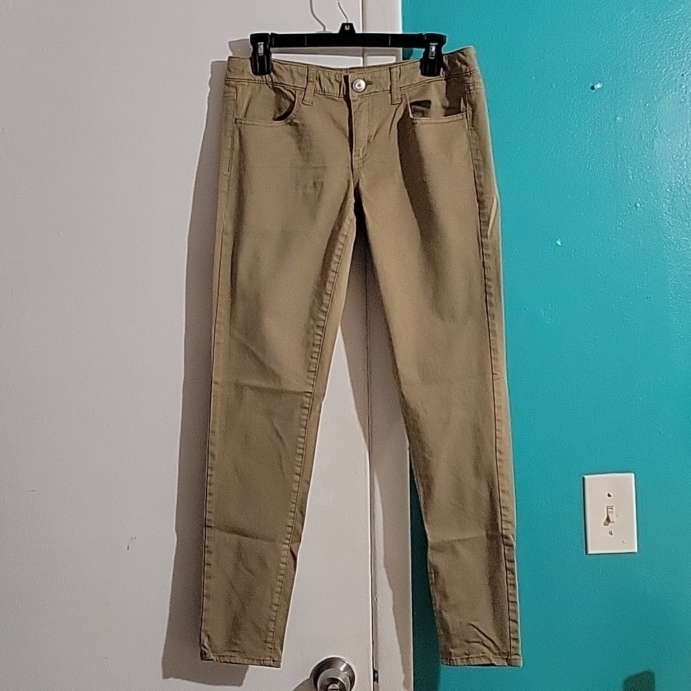 American Eagle, Size 8 regular/standard